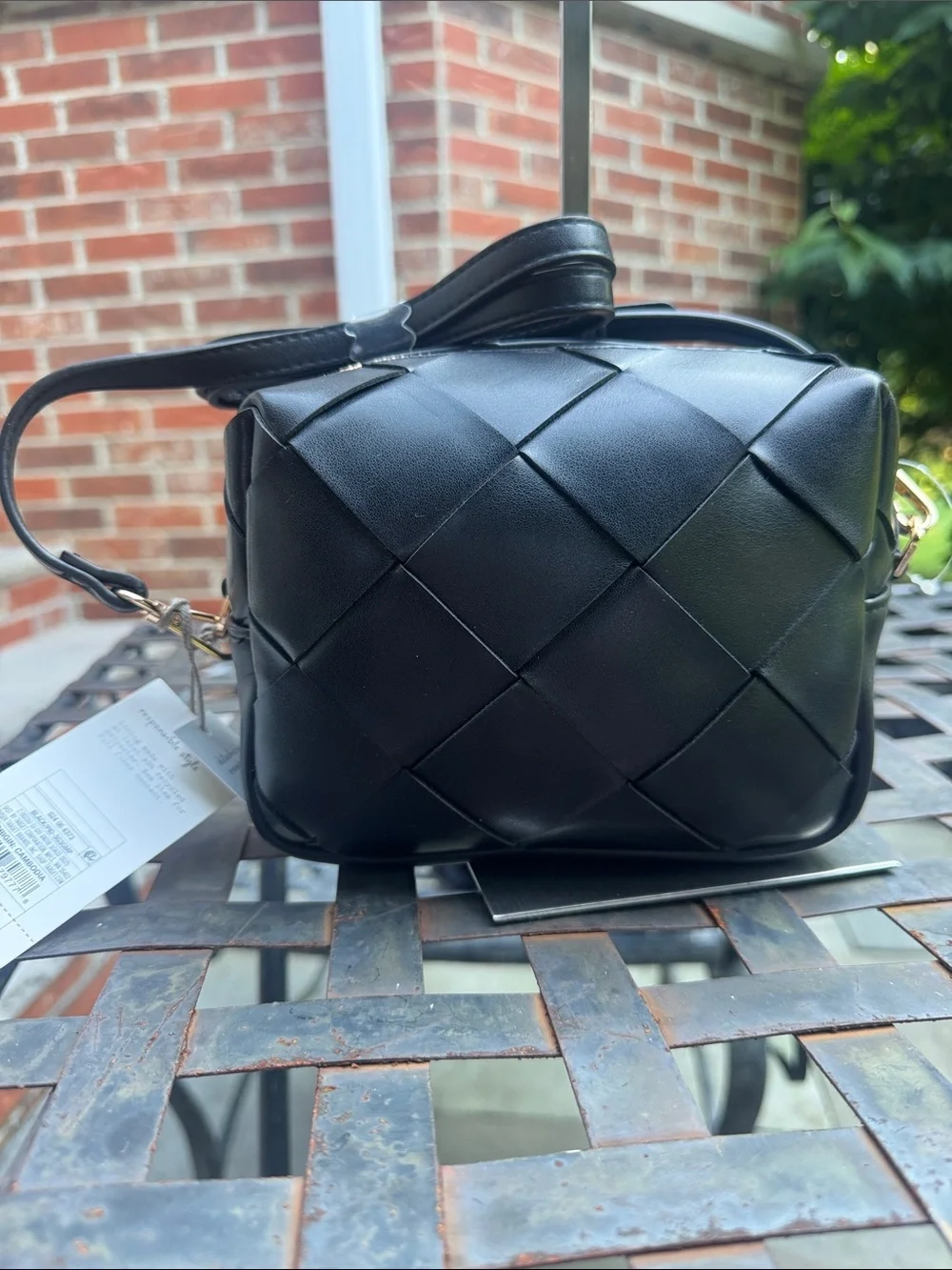 Black Woven vegan leather  Shoulder Bag - Unbranded